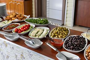 Flora Pansiyon Cirali