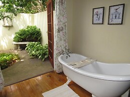 Happy Lands Self Catering B&B