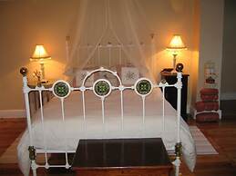 Happy Lands Self Catering B&B