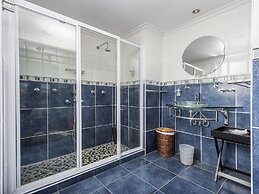 Dungbeetle River Lodge