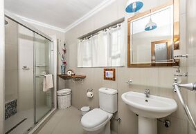 Dungbeetle River Lodge