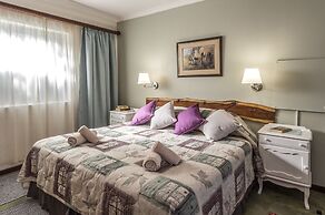 Dungbeetle River Lodge