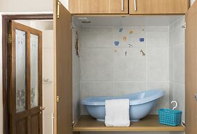 Dungbeetle River Lodge