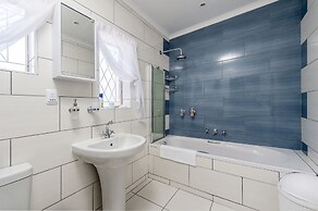 Dungbeetle River Lodge