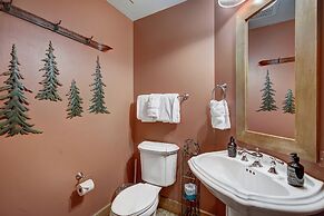 Timbers and Lone Eagle by Keystone Resort