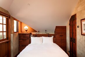 The Inn at Newport Ranch