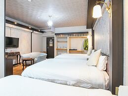 Yufuin Besso Shikisai Hotel