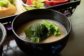 Yufuin Besso Shikisai Hotel