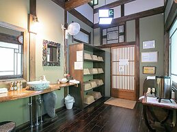 Yufuin Besso Shikisai Hotel