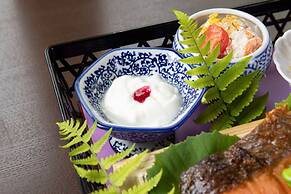 Yufuin Besso Shikisai Hotel