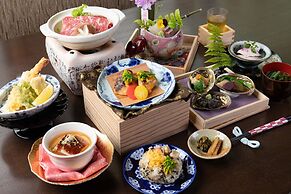 Yufuin Besso Shikisai Hotel