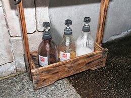 Yufuin Besso Shikisai Hotel