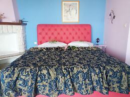 Bella Vista Apartments