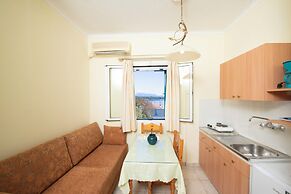 Bella Vista Apartments