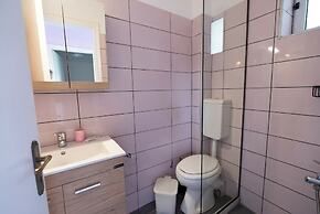 Bella Vista Apartments