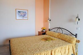 Bella Vista Apartments