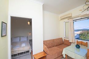 Bella Vista Apartments