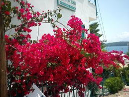 Bella Vista Apartments