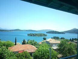 Bella Vista Apartments