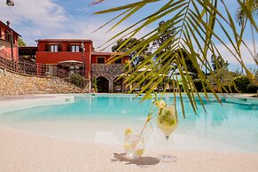 Leonardo Resort