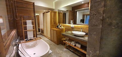 Purana Boutique Resort