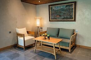 Purana Boutique Resort