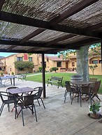 Masia Ca La Caputxeta & Golf