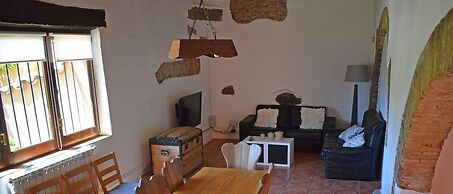 Masia Ca La Caputxeta & Golf