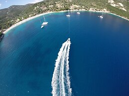 Poros Beach