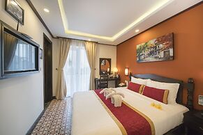 Golden Bell Backpacker Hotel & Pool Bar