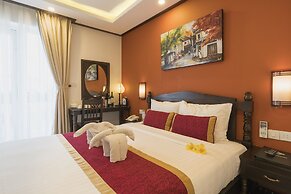 Golden Bell Backpacker Hotel & Pool Bar