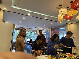 Golden Bell Backpacker Hotel & Pool Bar