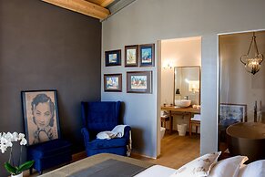 CasaVostra - Ambience Suites