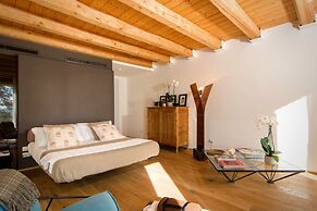 CasaVostra - Ambience Suites