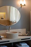 CasaVostra - Ambience Suites