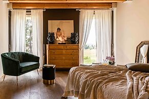 CasaVostra - Ambience Suites