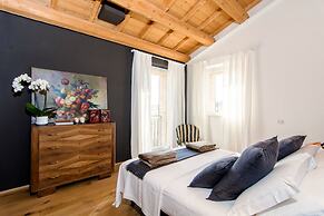 CasaVostra - Ambience Suites