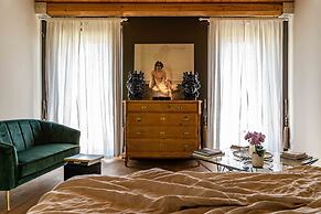 CasaVostra - Ambience Suites