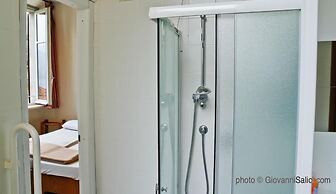 SANTANGELA Hostel & Rooms