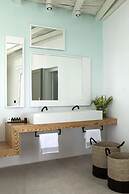 Amyth of Mykonos Super Paradise