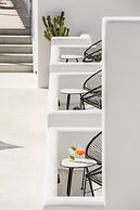 Amyth of Mykonos Super Paradise