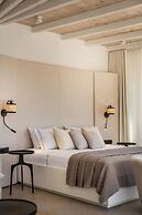 Amyth of Mykonos Super Paradise