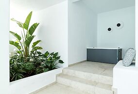 LYO Boutique Hotel