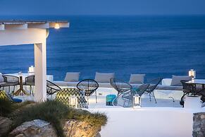 Amyth of Mykonos Super Paradise