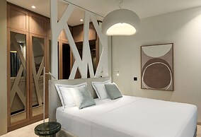 Amyth of Mykonos Super Paradise