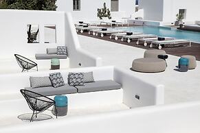 Amyth of Mykonos Super Paradise