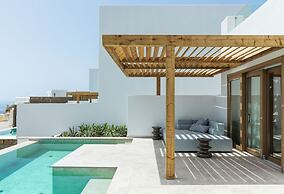 Amyth of Mykonos Super Paradise