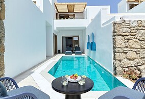 Amyth of Mykonos Super Paradise