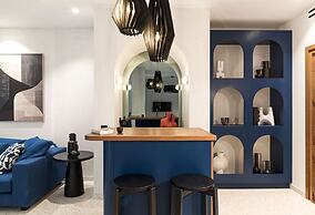 Amyth of Mykonos Super Paradise