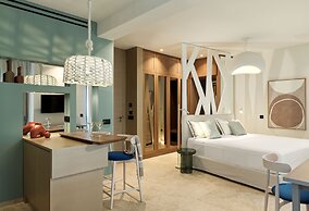 LYO Boutique Hotel